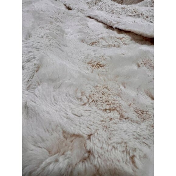 New Eliza J Women's Size M Ivory Faux-Fur Shrug - Picture 8 of 11